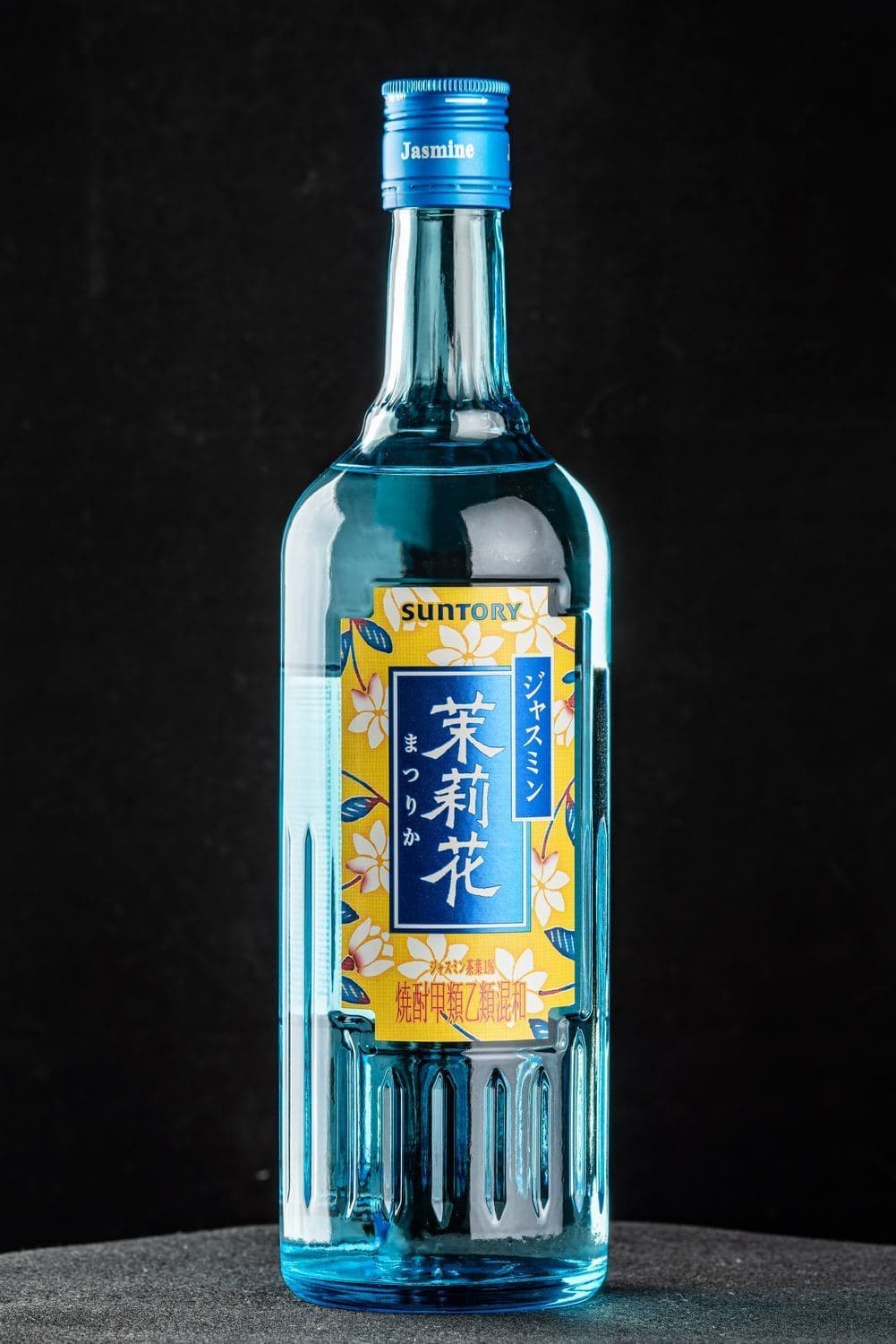 透明なボトルのメニュー撮影